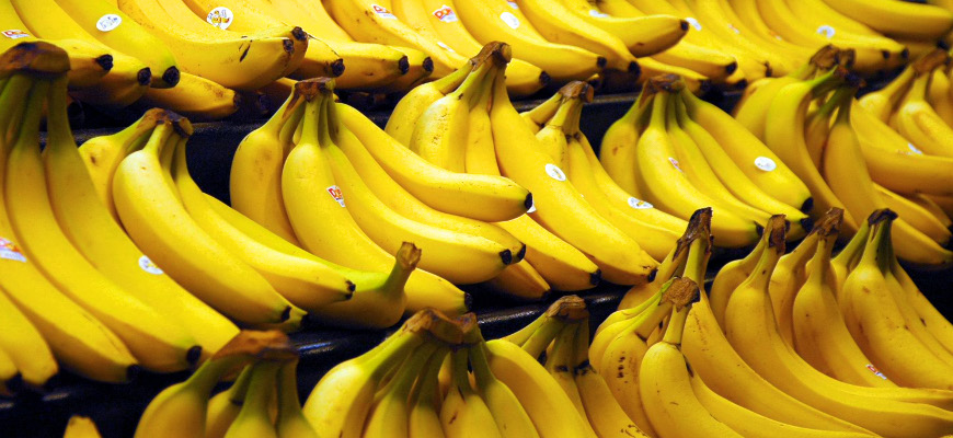 Bananas - Filipinos call them "saging"