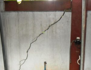 The crack from the laundry area