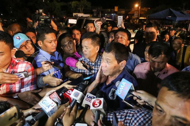 President Rodrigo Duterte at Bombing Scene
